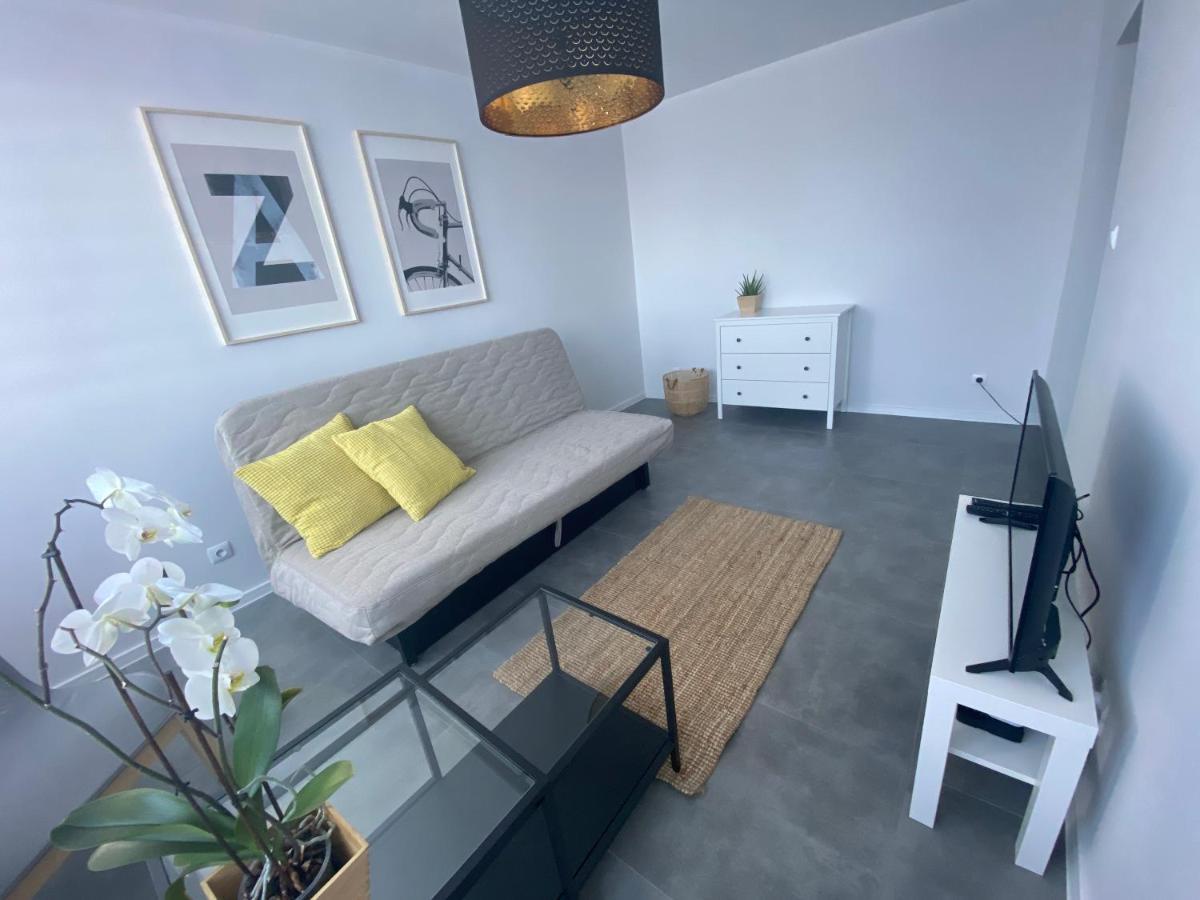 Apartament Os. Jasne 19B Dzierzoniow Exterior foto