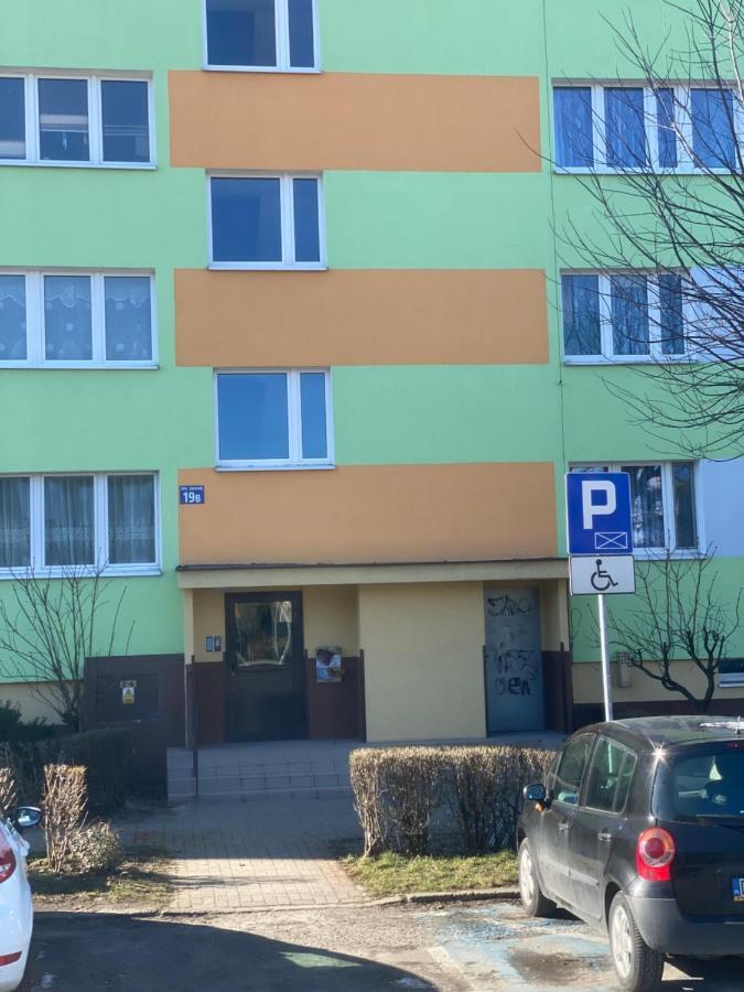 Apartament Os. Jasne 19B Dzierzoniow Exterior foto